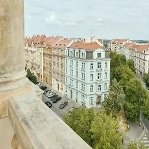 Mikolase Alse , Прага Чехия